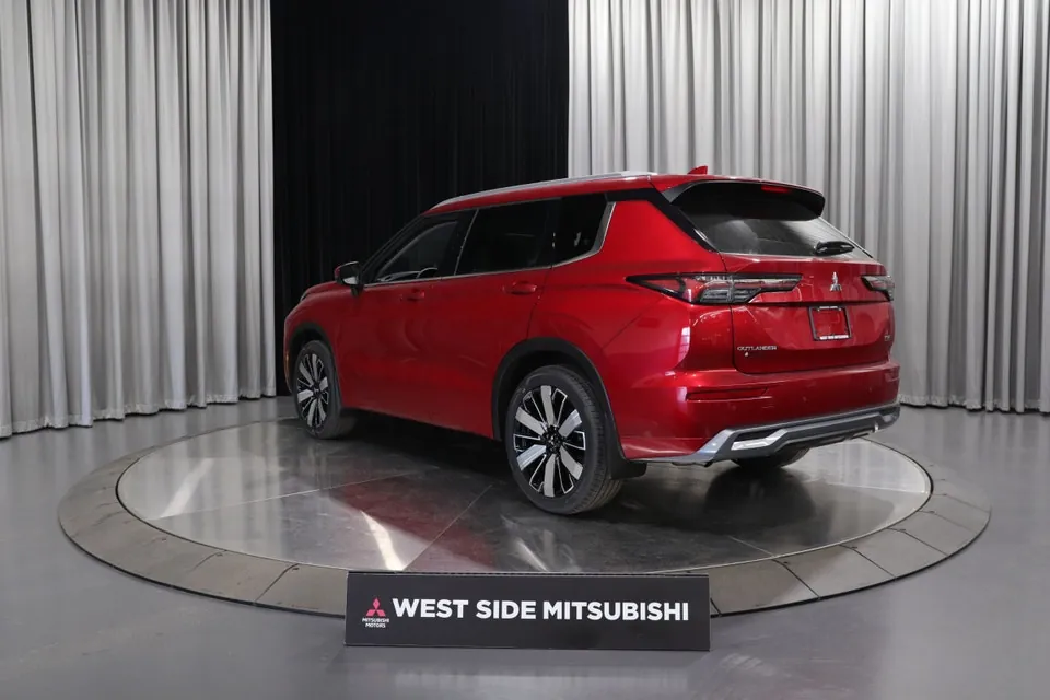 Mitsubishi Outlander 2026 photo 4