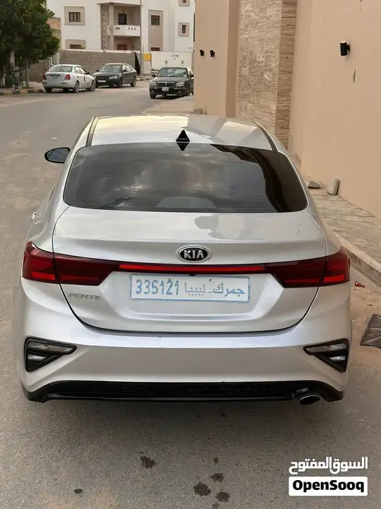 Kia Forte 2019 photo 4