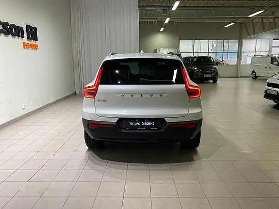 Volvo Ex40 2025 photo 5