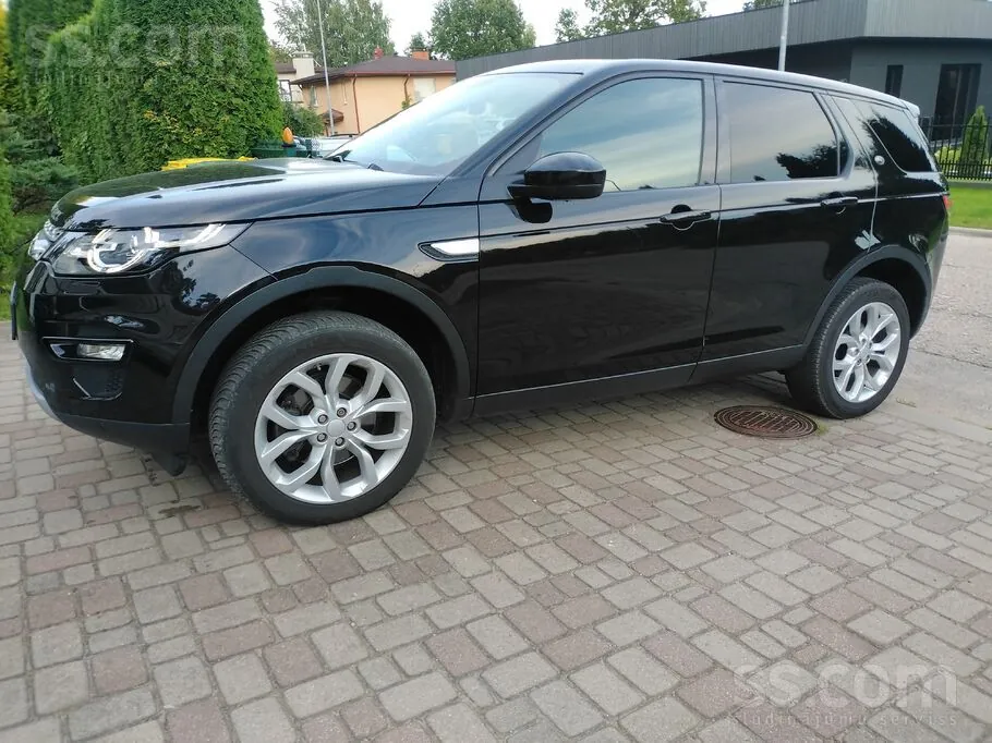 Land Rover Discovery Sport 2016 photo 2