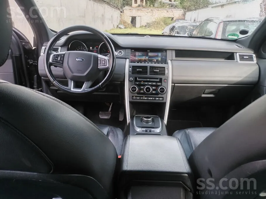 Land Rover Discovery Sport 2016 photo 5