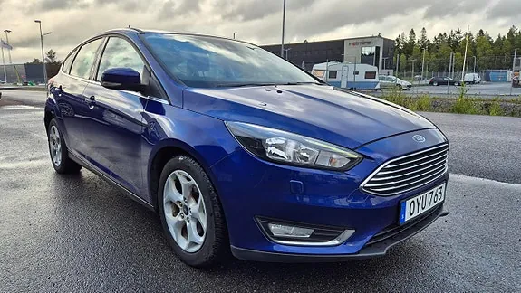 Ford Focus 2018 photo 2