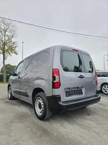 Peugeot Partner 2023 photo 3