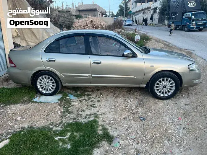 Nissan Sunny 2008 photo 4