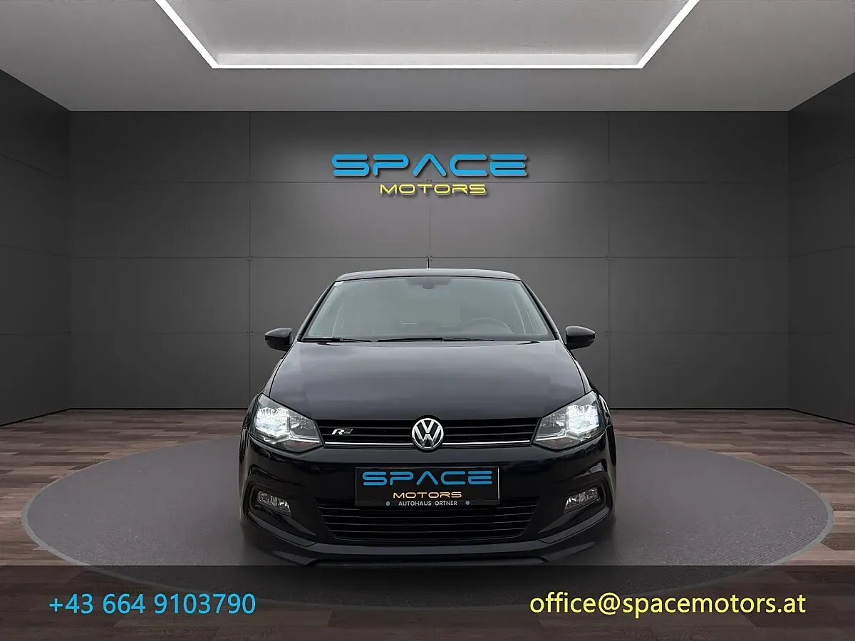 Volkswagen Polo 2015 photo 2