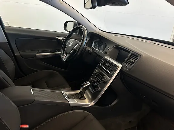 Volvo V60 2014 photo 4