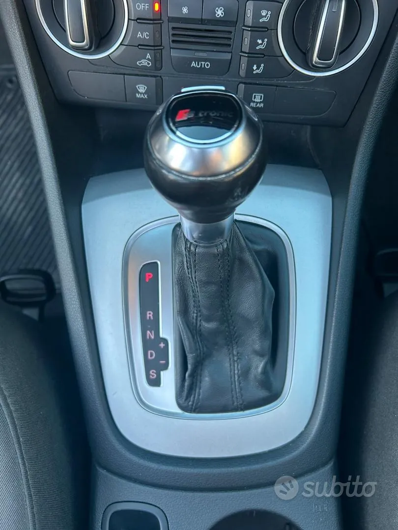 Audi Q3 2015 photo 4