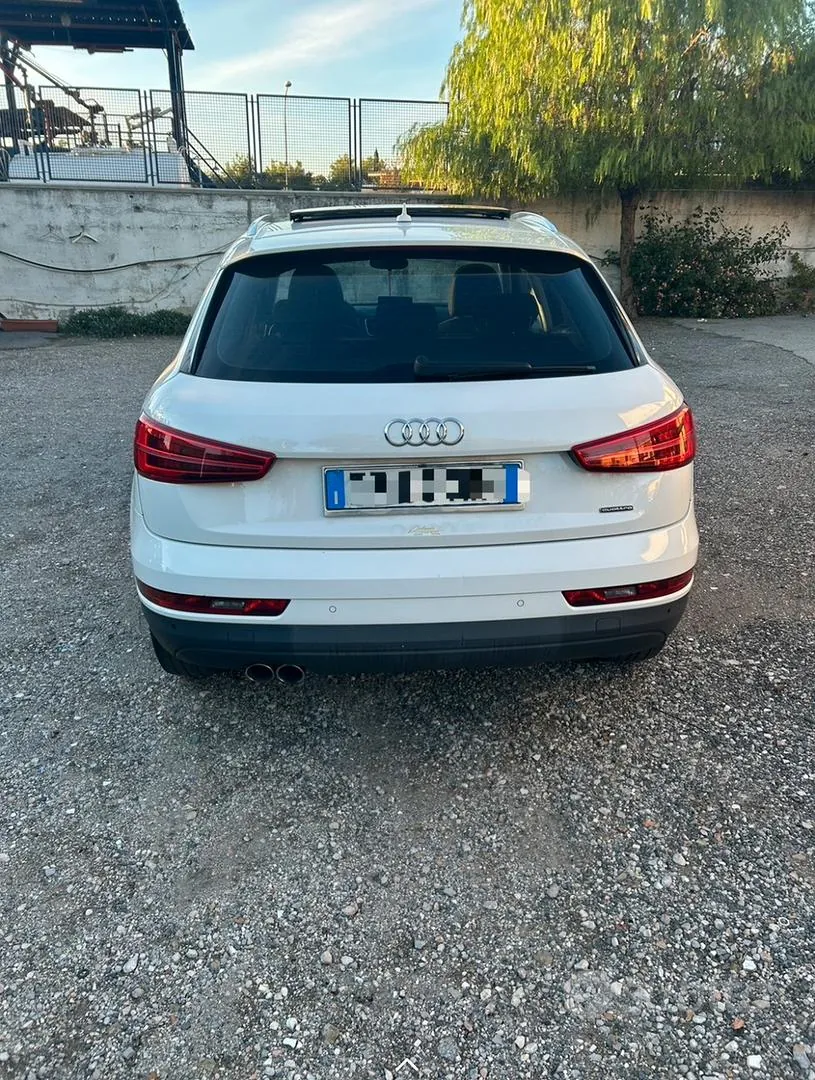 Audi Q3 2015 photo 2