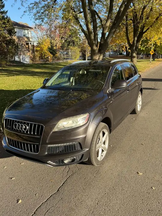 Audi Q7 2011 photo 4