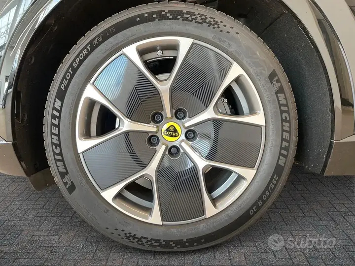 Lotus Eletre 2026 photo 5