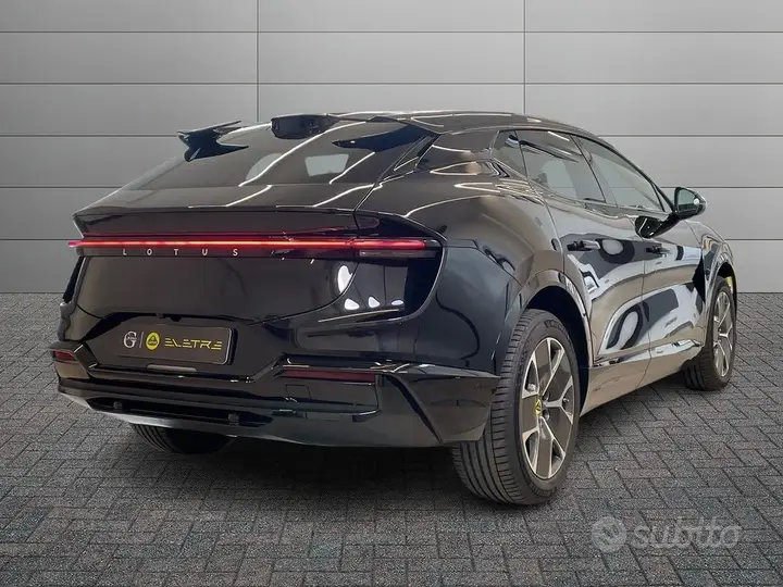 Lotus Eletre 2026 photo 2