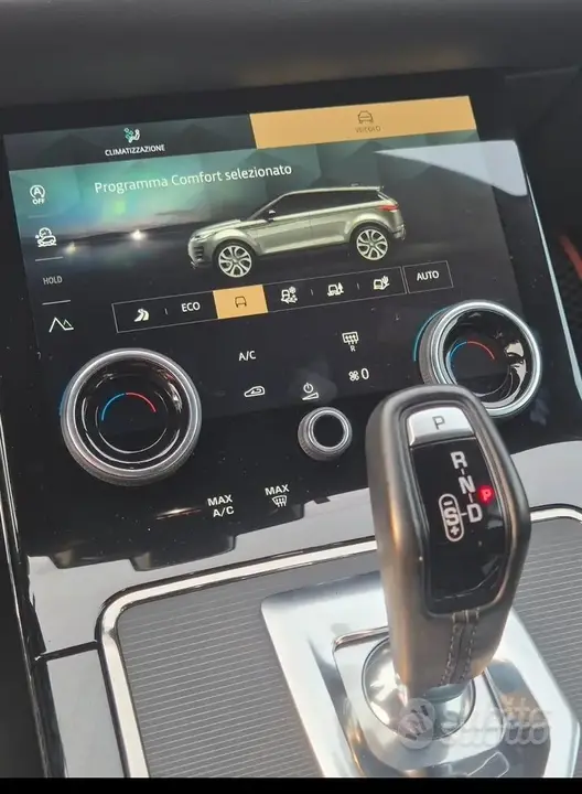 Land Rover Evoque 2022 photo 4