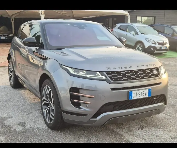 Land Rover Evoque 2022 photo 2