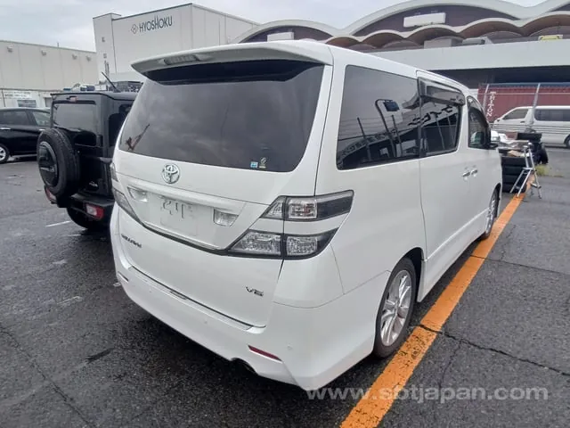 Toyota Velfire 2009 photo 4