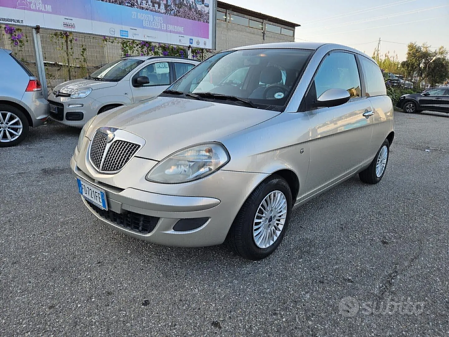 Lancia Ypsilon