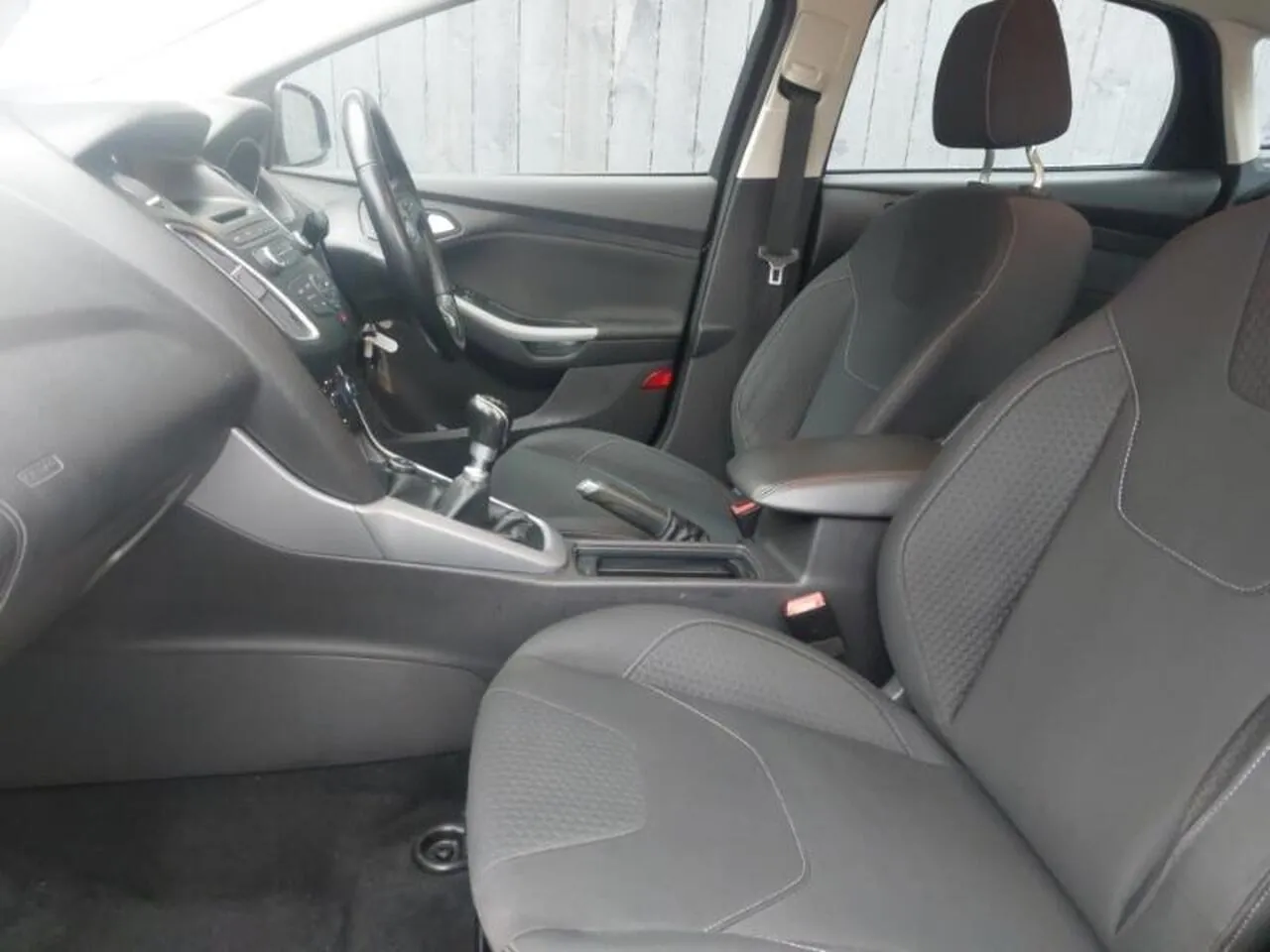 Ford Focus 2015 photo 5