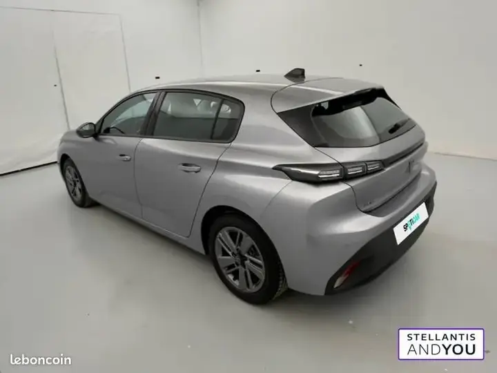 Peugeot 308 2023 photo 3