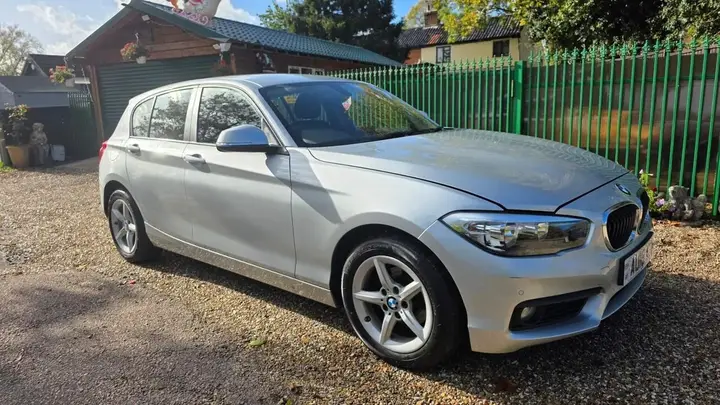 BMW 1 Series 2016 photo 3