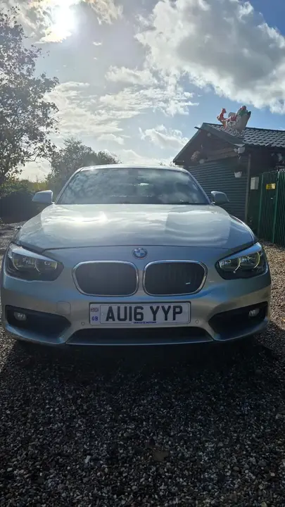 BMW 1 Series 2016 photo 2