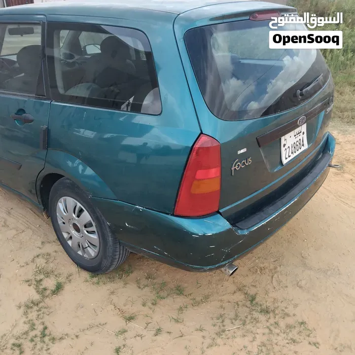 Ford Focus 2002 photo 2