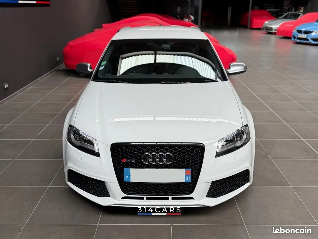 Audi Rs3 2011 photo 3