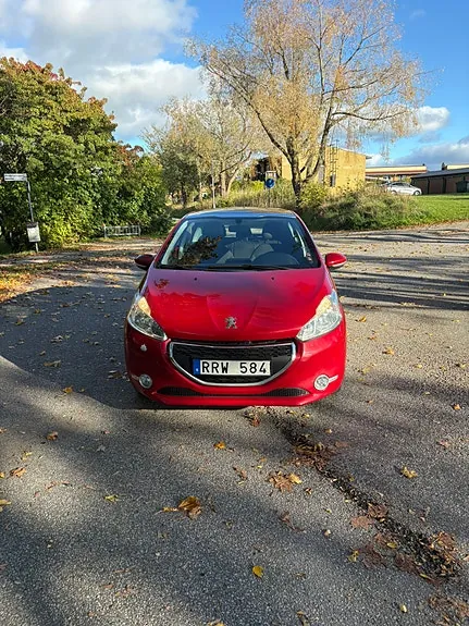 Peugeot 208