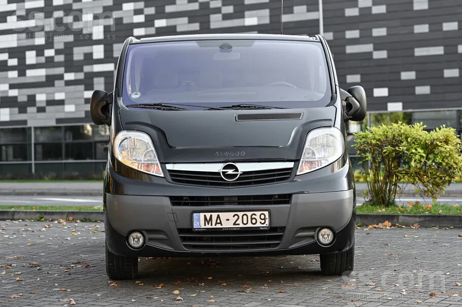Opel Vivaro 2008 photo 3