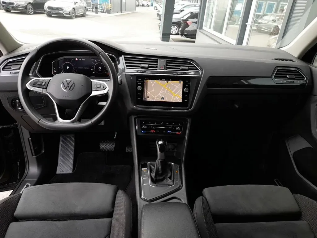 Volkswagen Tiguan 2021 photo 3