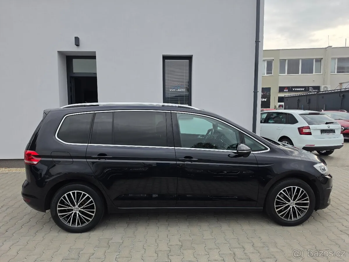 Volkswagen Touran 2016 photo 3