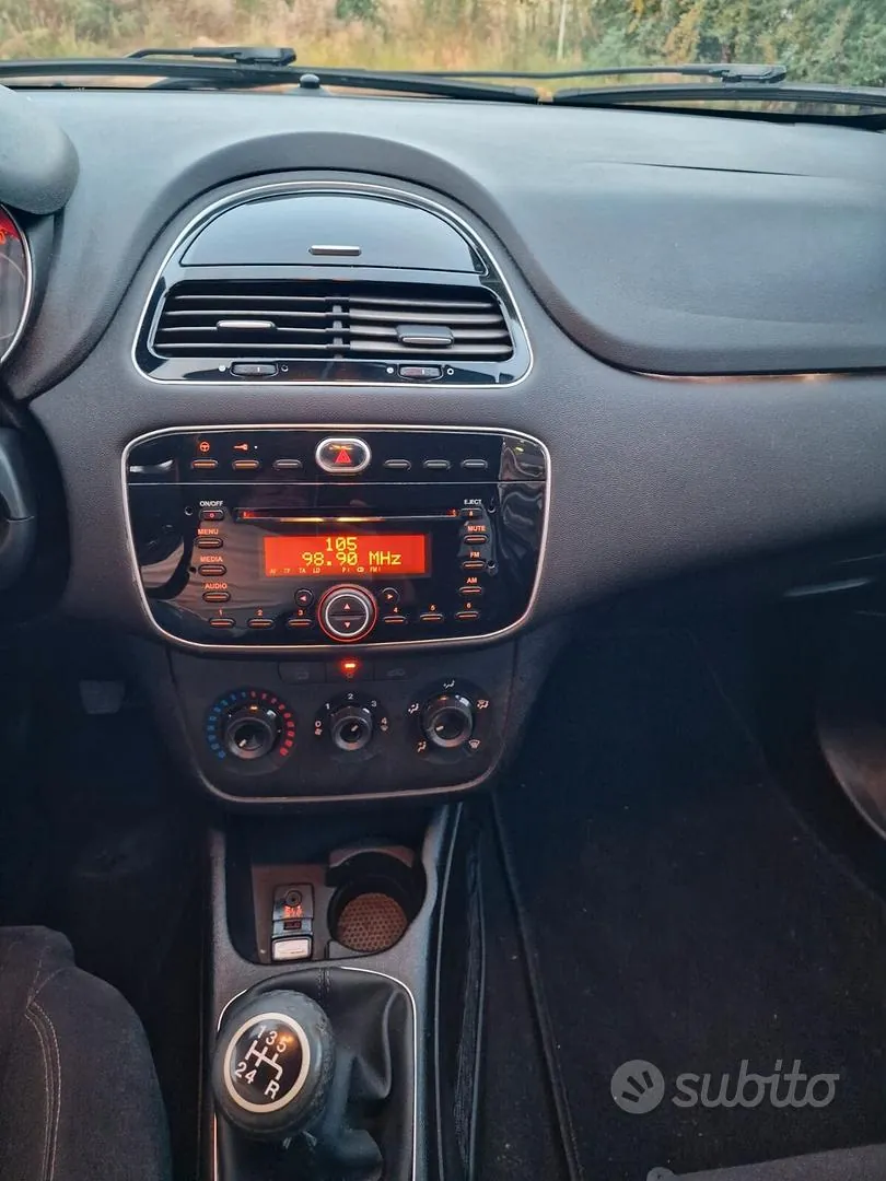 Fiat Punto 2014 photo 4