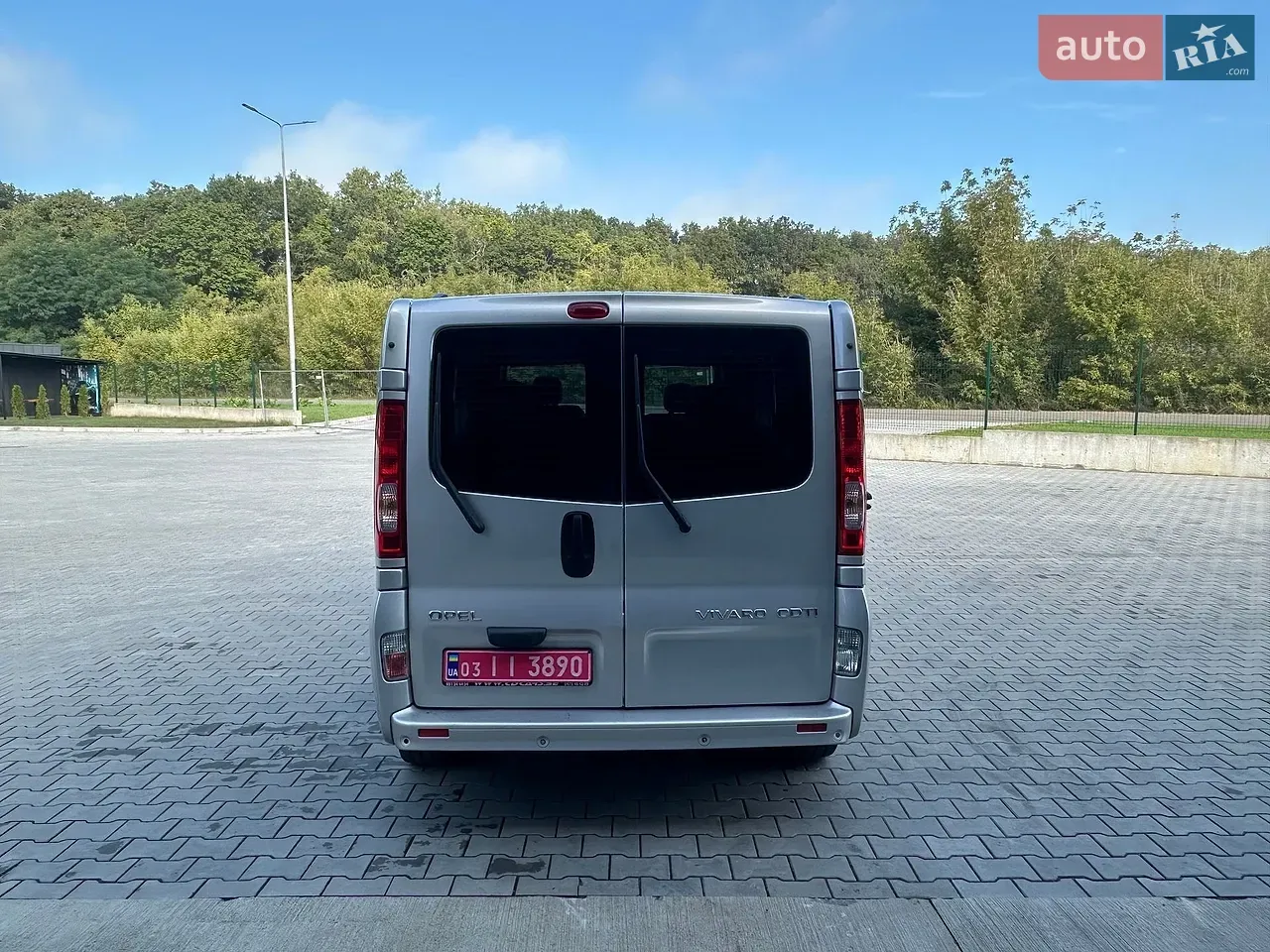 Opel Vivaro 2012 photo 4