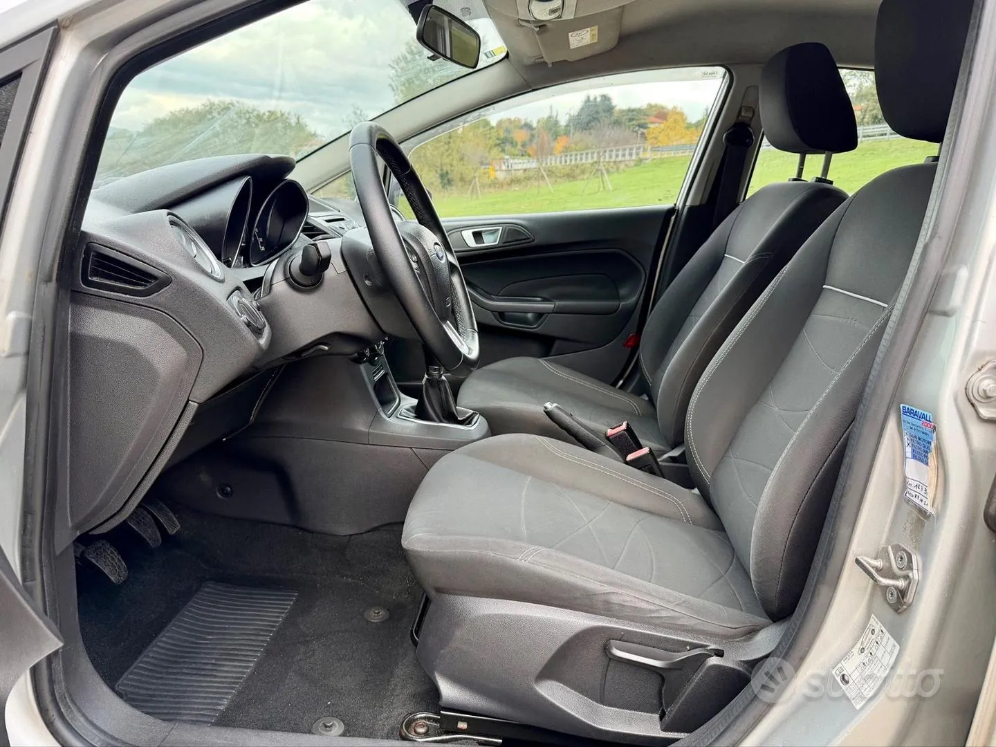 Ford Fiesta 2014 photo 5