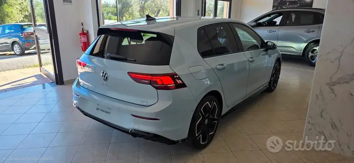 Volkswagen Golf 2026 photo 4