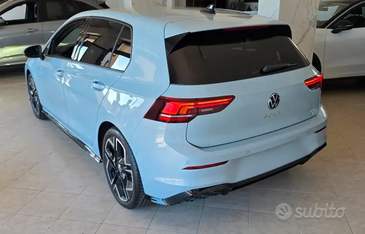 Volkswagen Golf 2026 photo 3