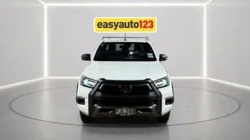 Toyota Hilux 2022 photo 3