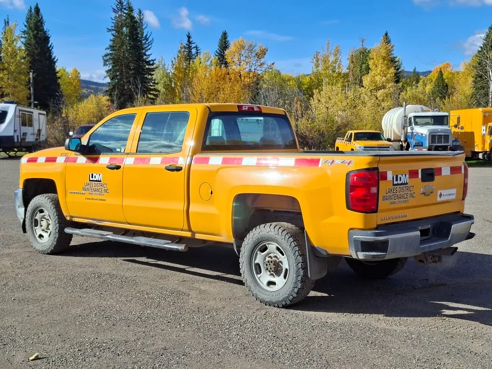 Chevrolet Silverado 2500Hd 2015 photo 3