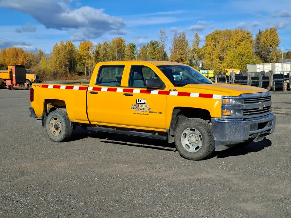 Chevrolet Silverado 2500Hd 2015 photo 2