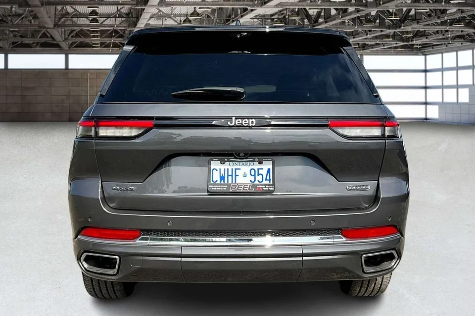 Jeep Grand Cherokee 2023 photo 4
