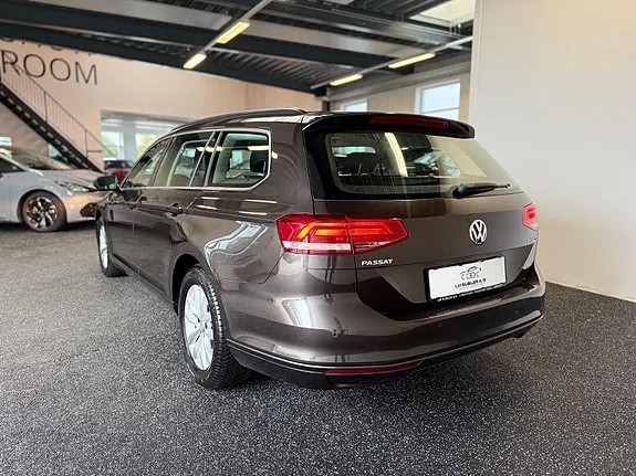 Volkswagen Passat 2017 photo 5