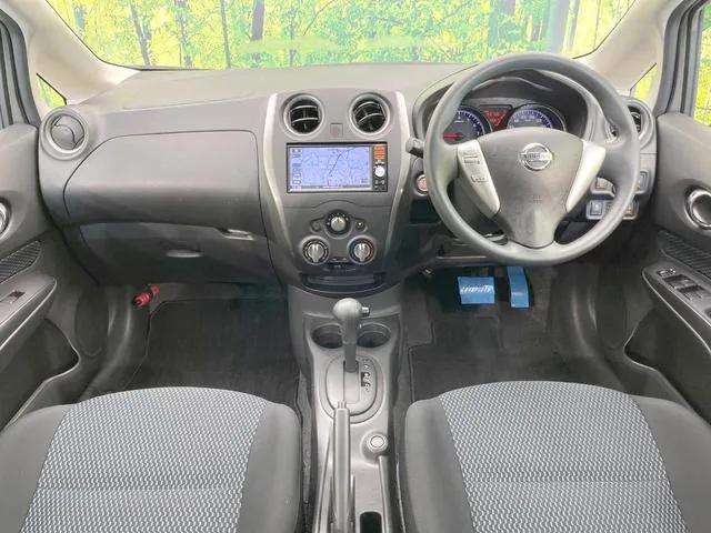 Nissan Note X 2016 photo 2