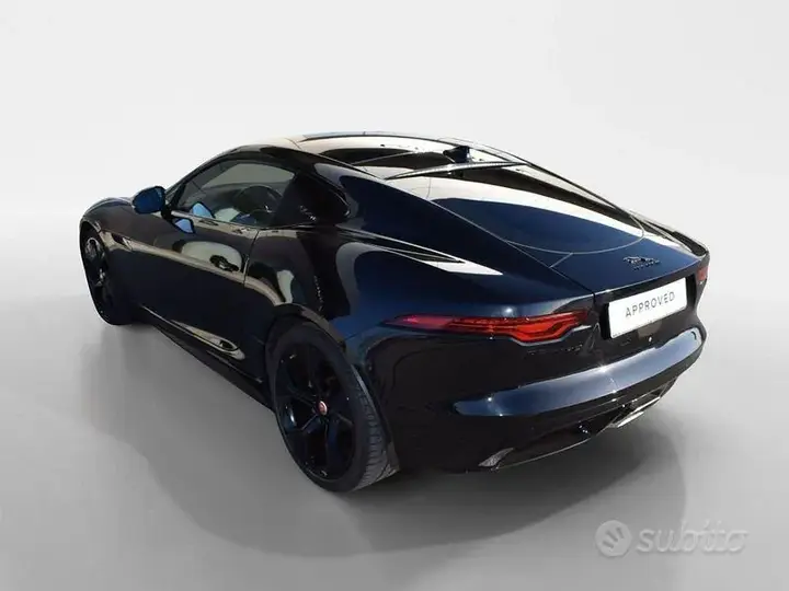 Jaguar F-Type 2022 photo 2