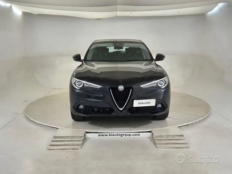 Alfa Romeo Stelvio 2021 photo 2