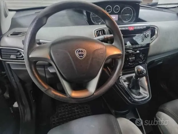 Lancia Ypsilon 2014 photo 5