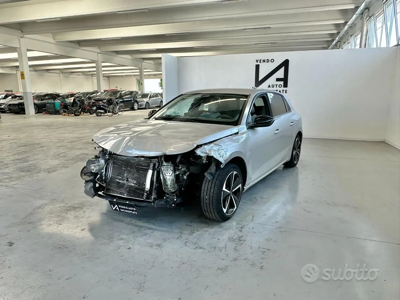 Opel Astra 2023 photo 3