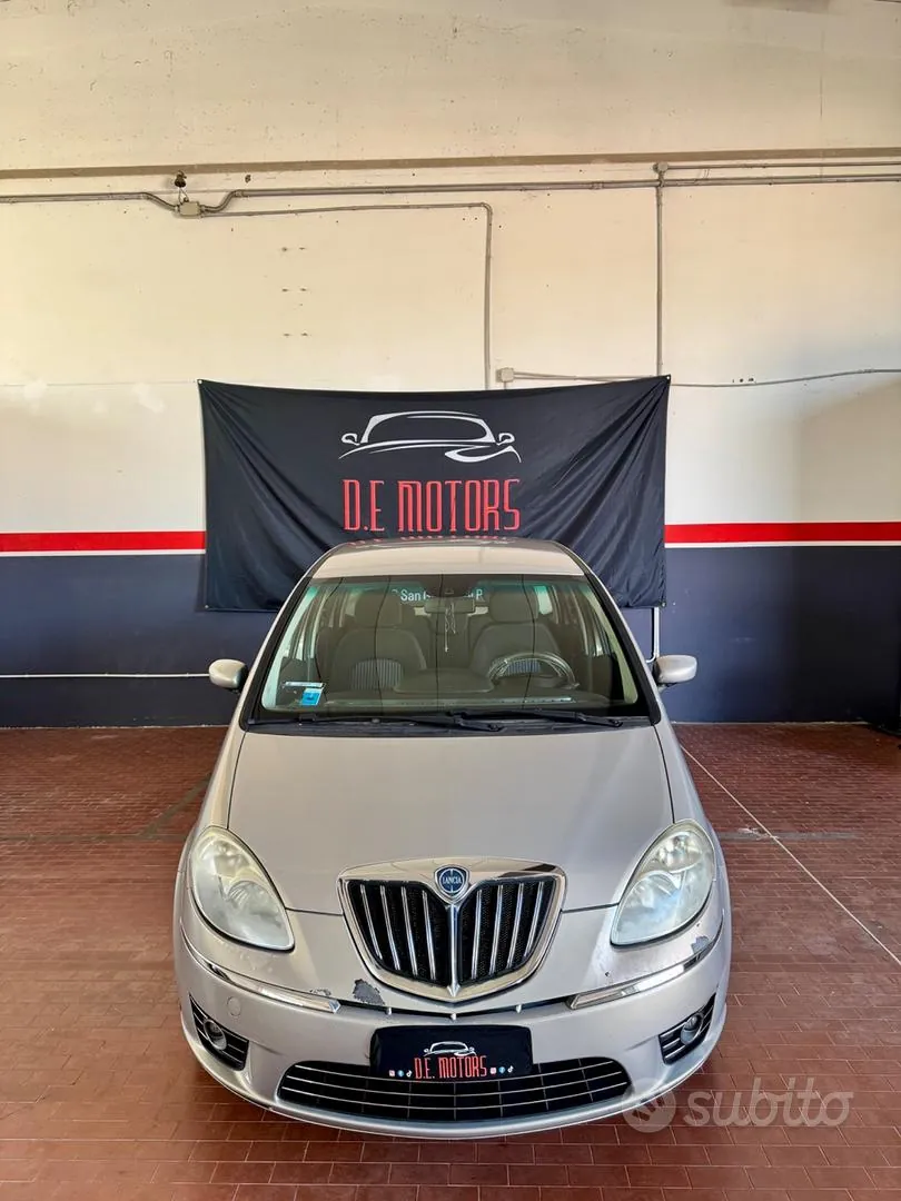 Lancia Musa 2009 photo 2