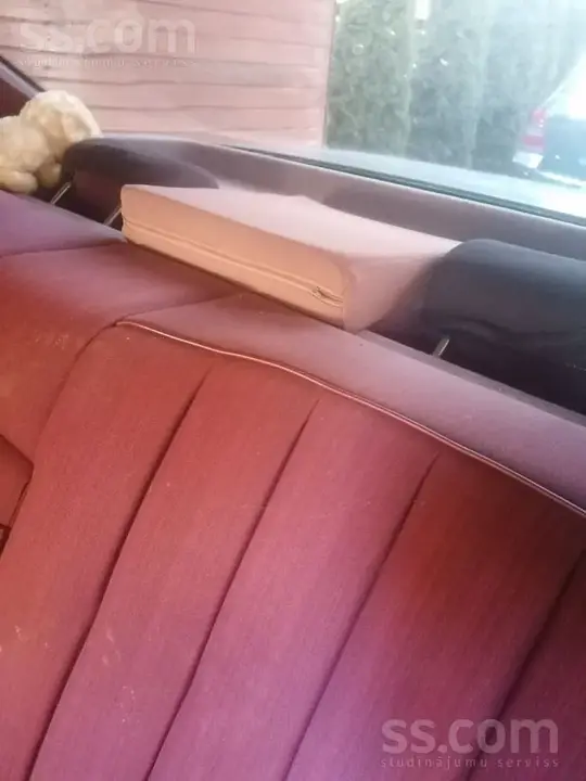 Mercedes-Benz E230 1986 photo 5