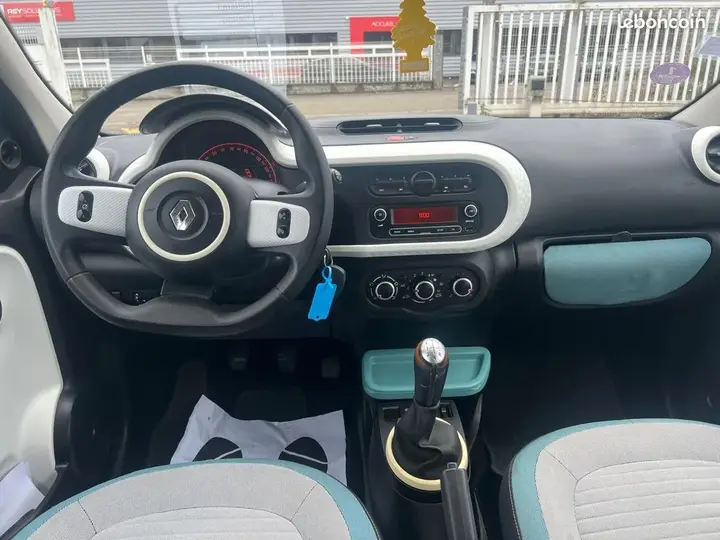 Renault Twingo 2015 photo 3
