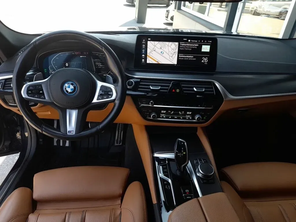 BMW 5 Series 2022 photo 3