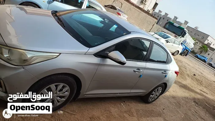 Hyundai Accent 2018 photo 2
