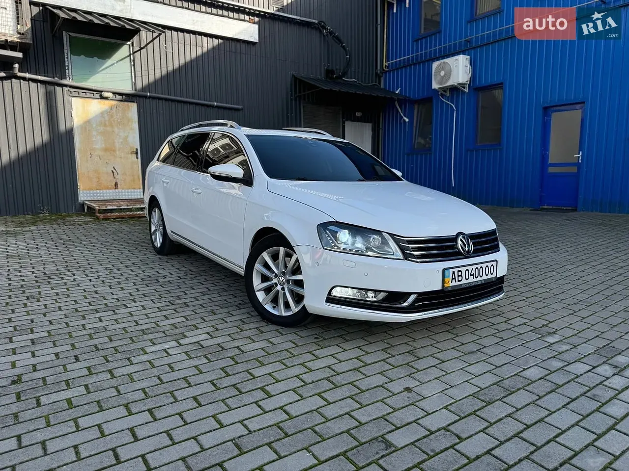 Volkswagen Passat 2011 photo 4
